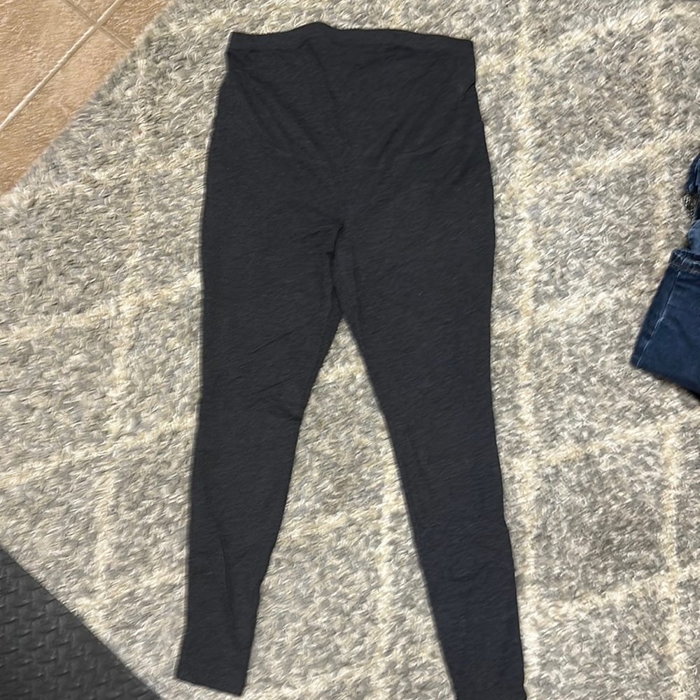 Old Navy Maternity Leggings